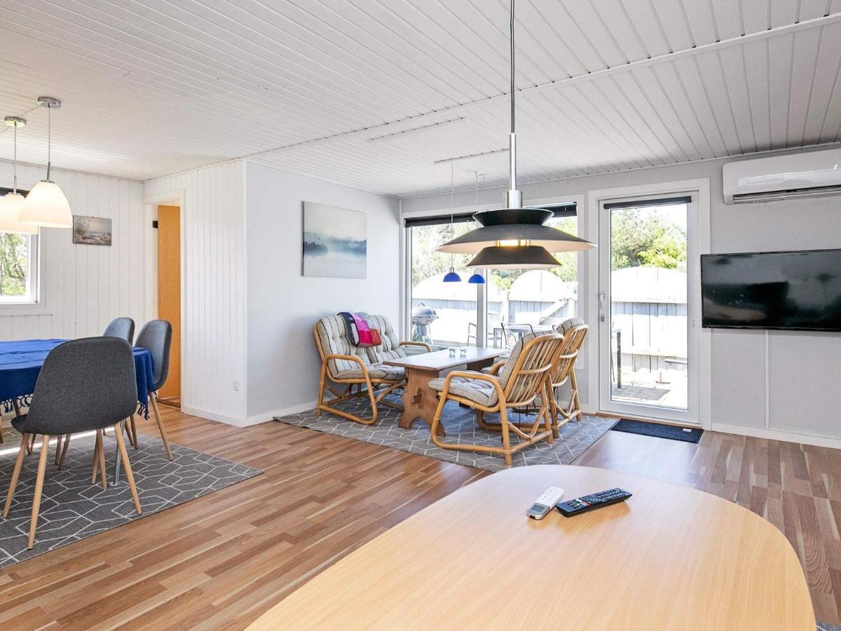 4 Person Holiday Home In L Kken Løkken Esterno foto
